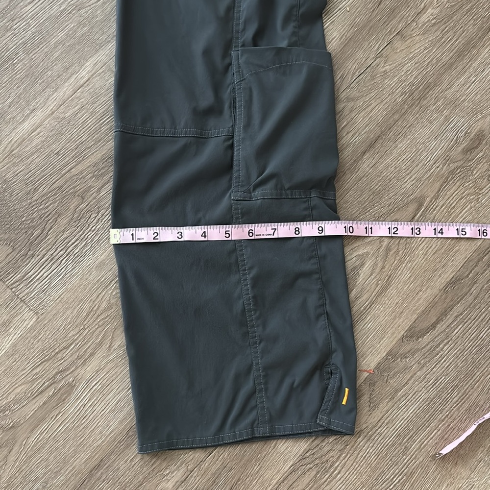 Lucy Women’s pants. Size M. - Picture 6 of 9